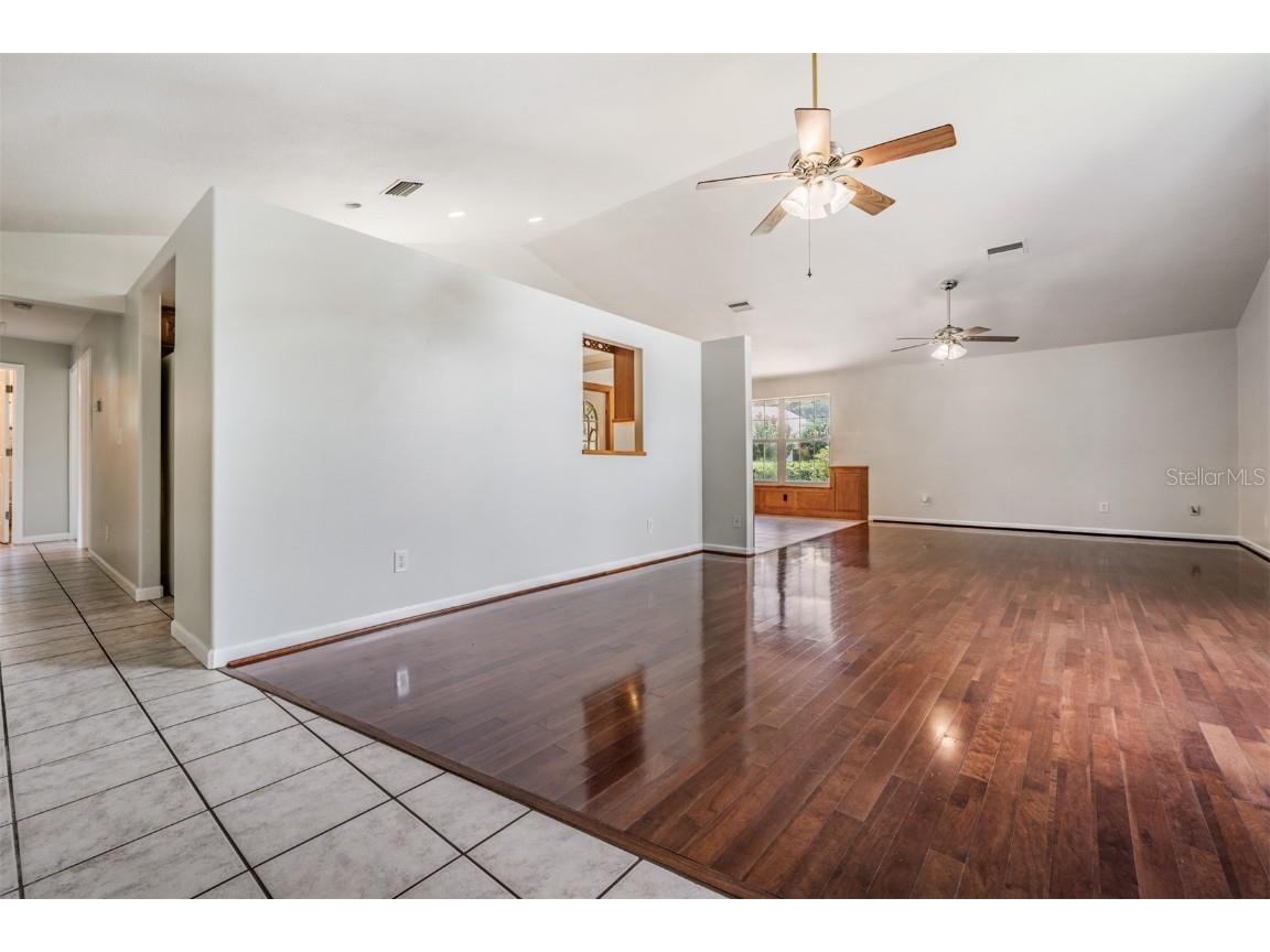 6536 Northlake Drive Zephyrhills FL 33542 T3545068 image27