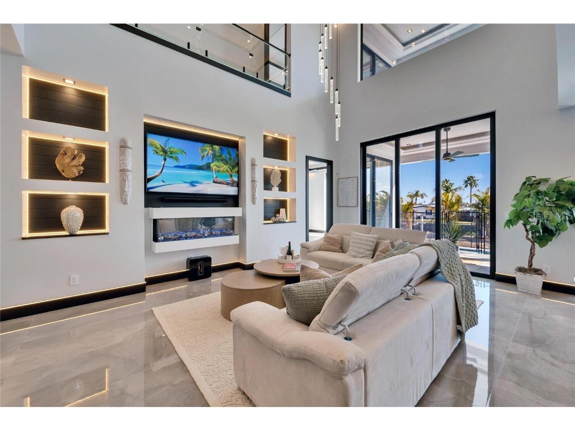 6536 Simone Shores Circle Apollo Beach FL 33572 TB8346839 image16