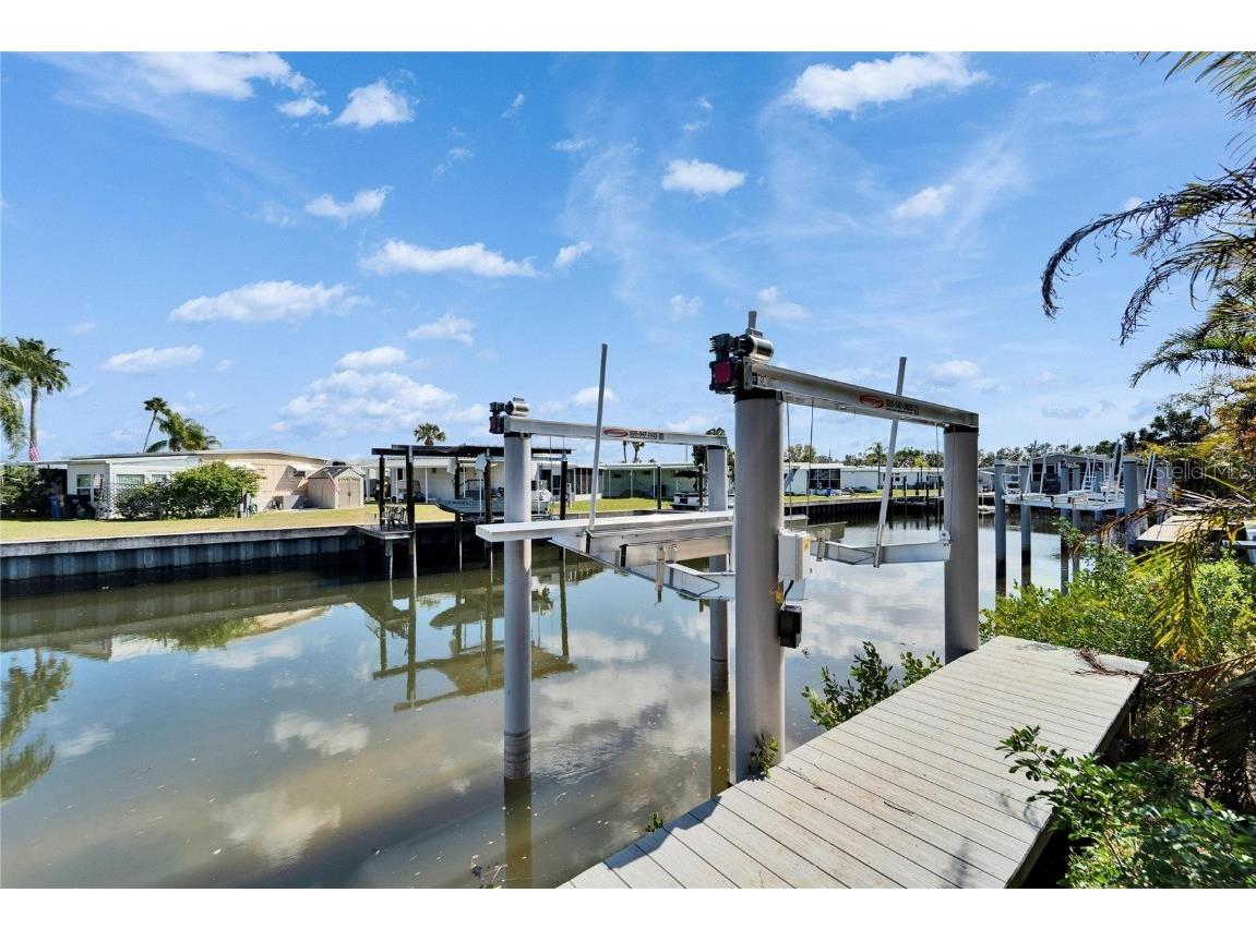 6536 Simone Shores Circle Apollo Beach FL 33572 TB8346839 image6