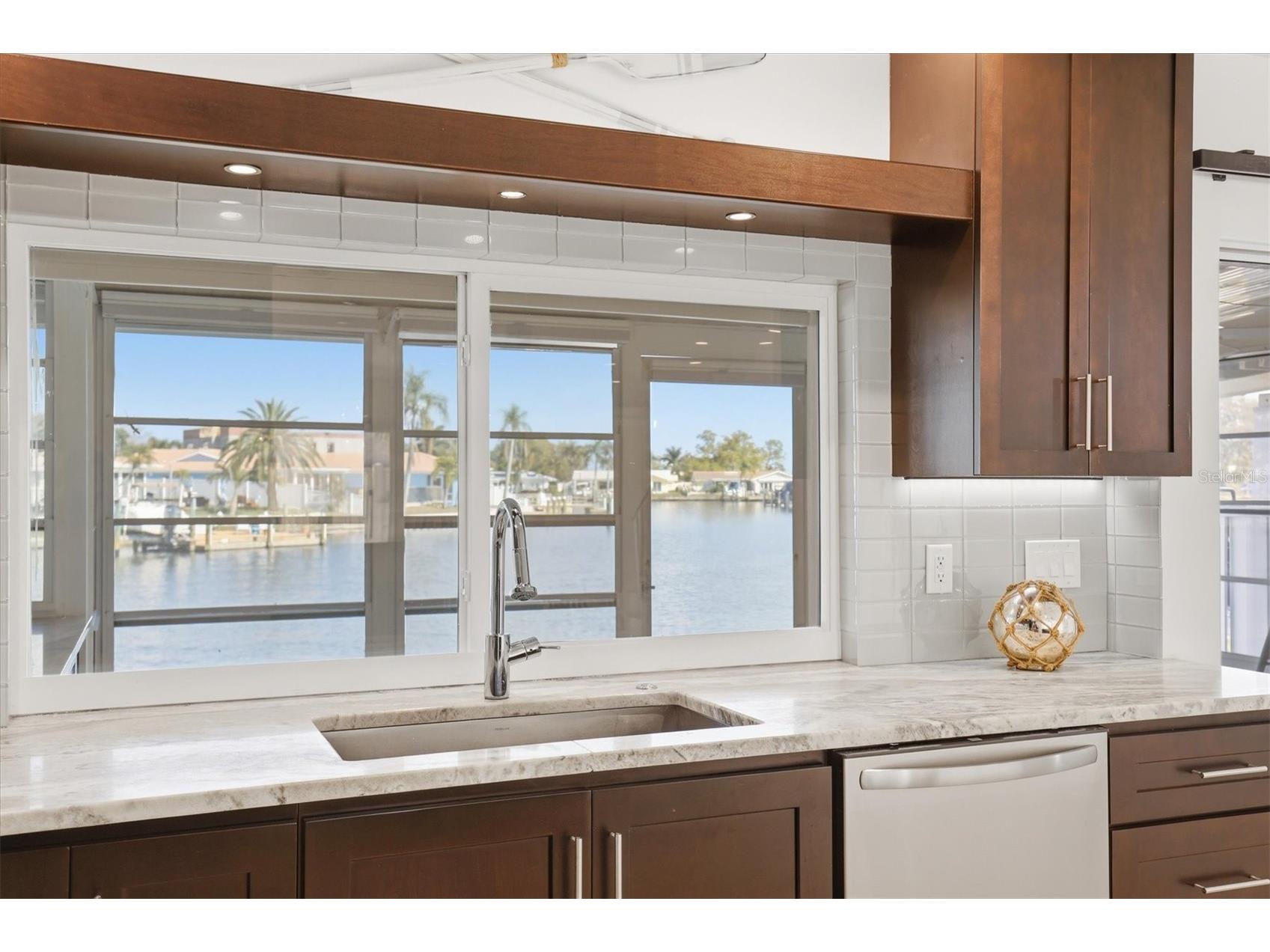 6537 Cape Hatteras Way NE #4 Saint Petersburg FL 33702 - BAYOU GRANDE TB8485295 image26