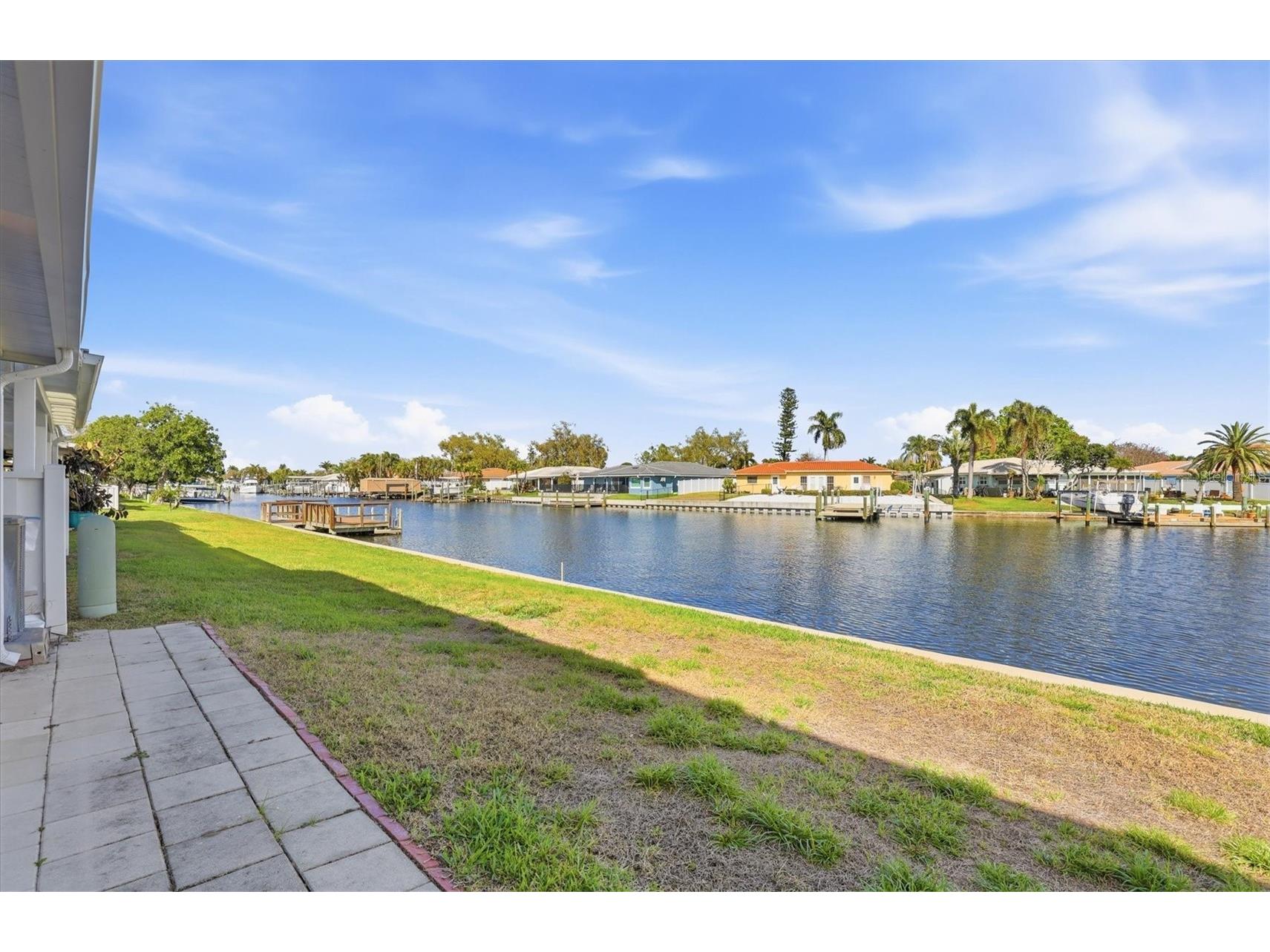 6537 Cape Hatteras Way NE #4 Saint Petersburg FL 33702 - BAYOU GRANDE TB8485295 image52