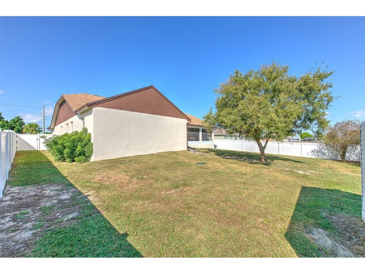 6537 Crews Vue Loop Lakeland FL 33813 TB8445467 image12