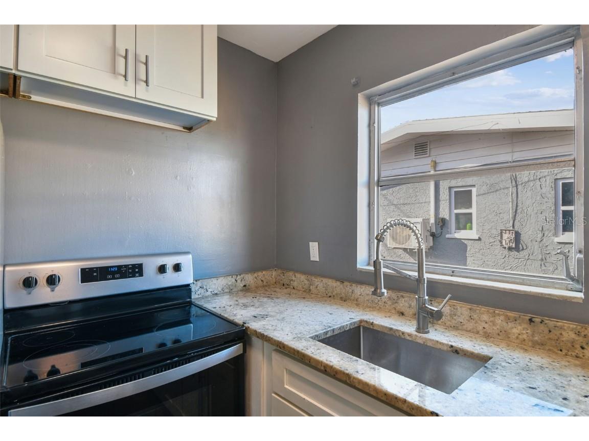 6538 42nd Avenue N Kenneth City FL 33709 TB8458243 image18