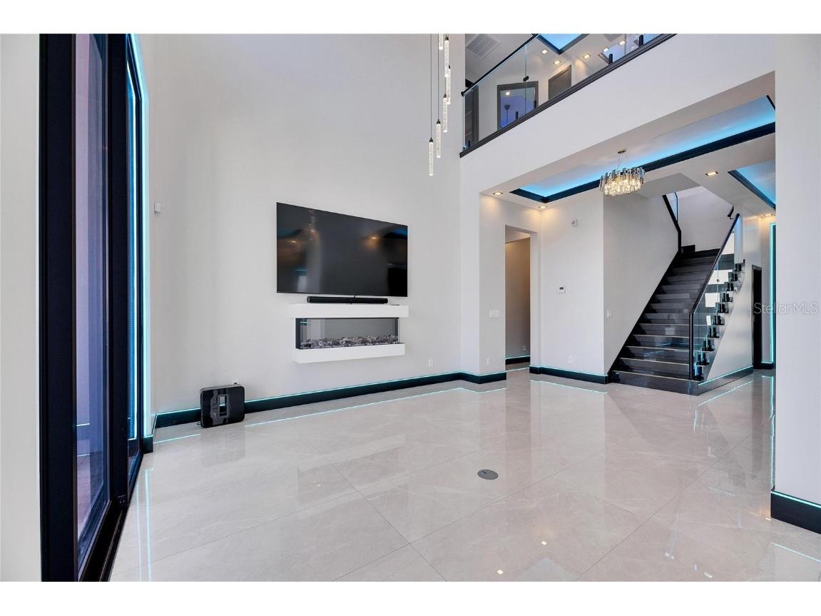 6538 Simone Shores Circle Apollo Beach FL 33572 TB8346840 image11