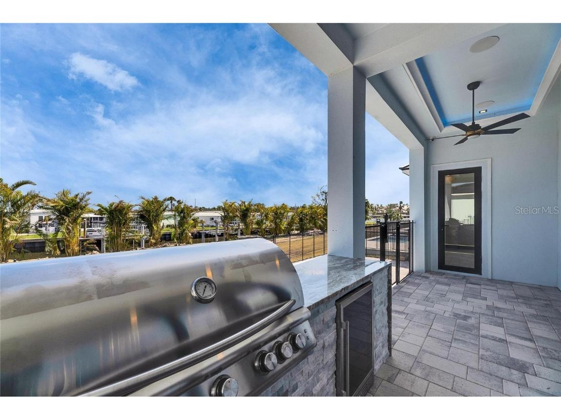 6538 Simone Shores Circle Apollo Beach FL 33572 TB8346840 image5