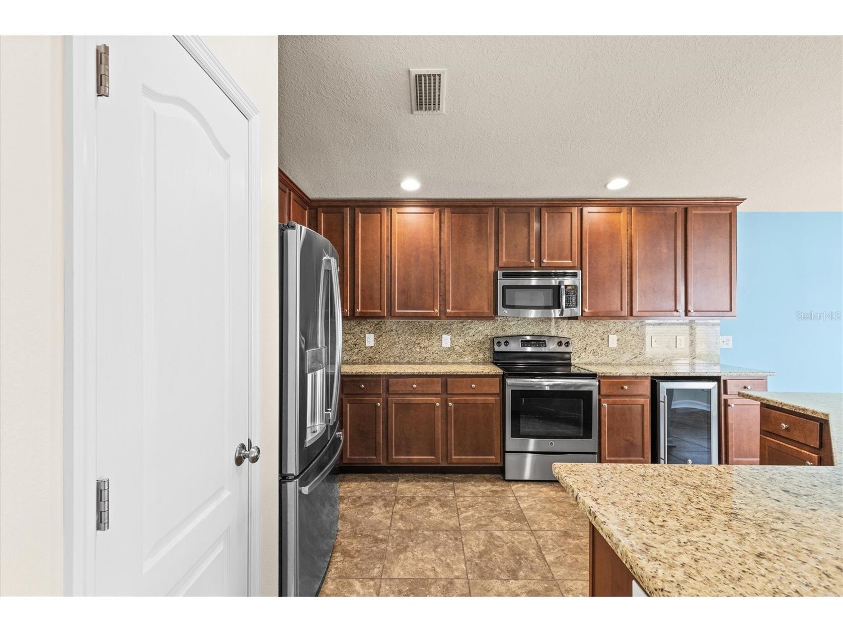 6539 Boulder Run Loop Wesley Chapel FL 33545 TB8488129 image17