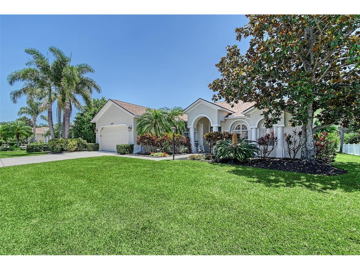 6539 Flycatcher Lane Lakewood Ranch FL 34202 A4652359 image1