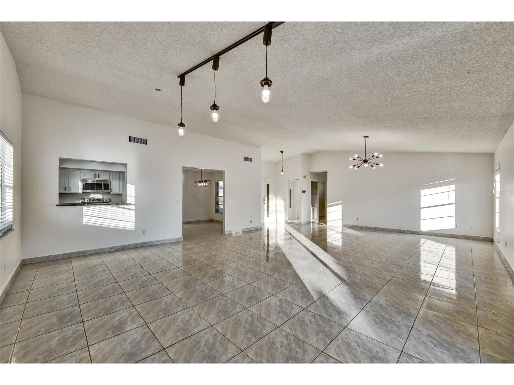 6539 Seafairer Drive Tampa FL 33615 TB8471953 image10