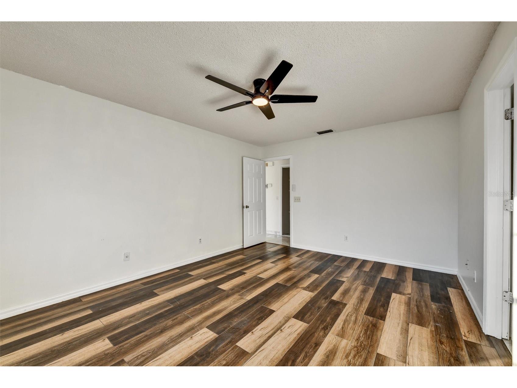 6539 Seafairer Drive Tampa FL 33615 TB8471953 image24