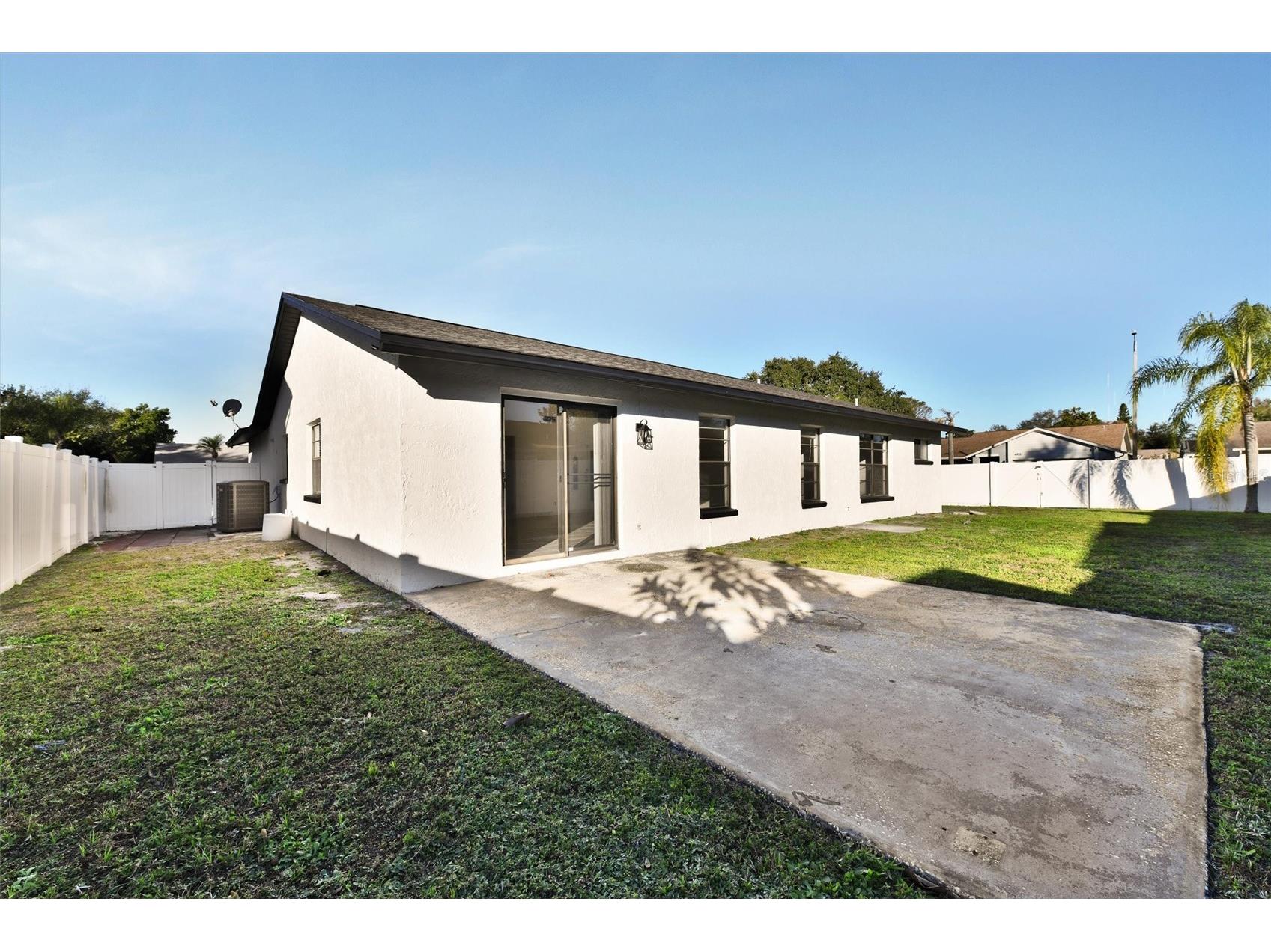 6539 Seafairer Drive Tampa FL 33615 TB8471953 image39