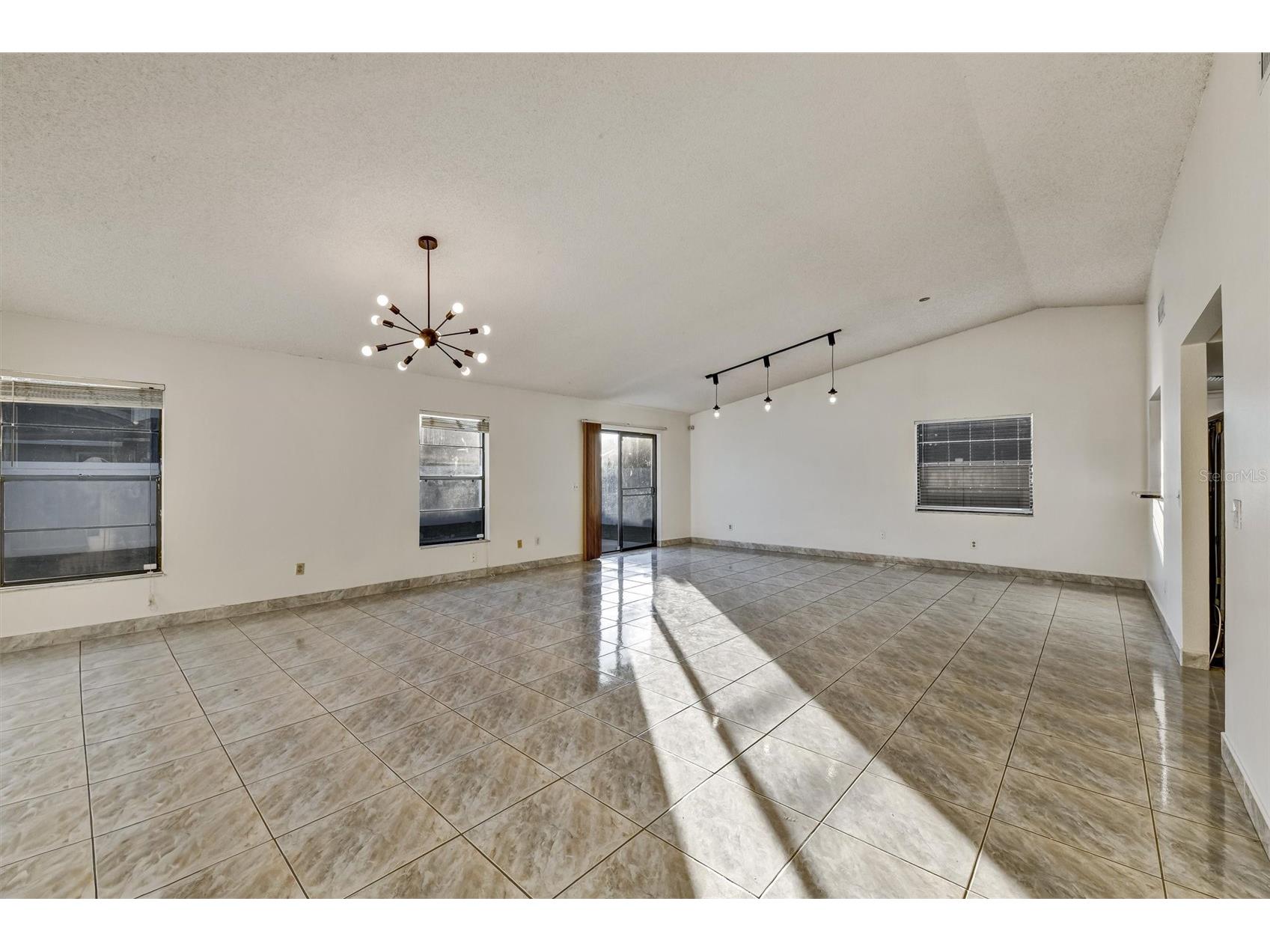 6539 Seafairer Drive Tampa FL 33615 TB8471953 image8