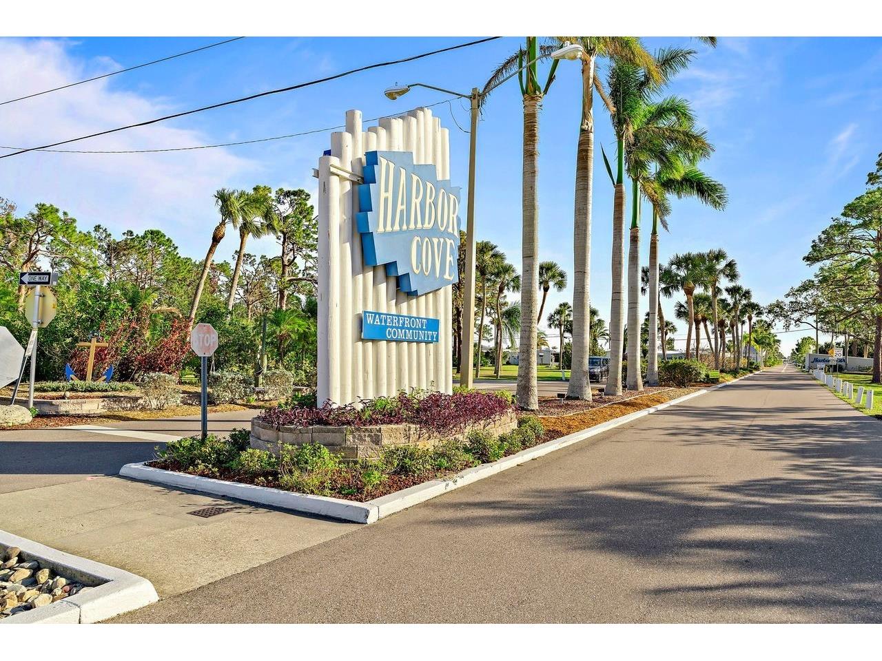 654 Blackburn Boulevard North Port FL 34287 A4697843 image51