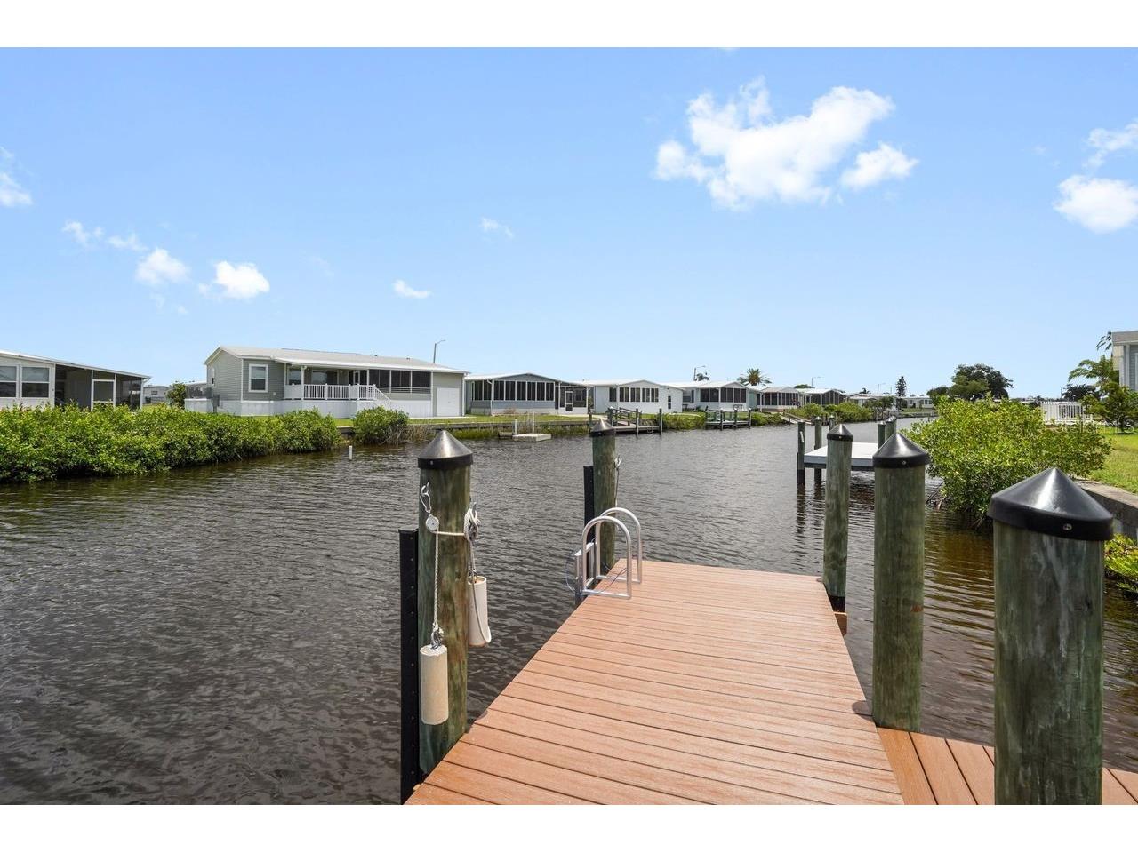 654 Blackburn Boulevard North Port FL 34287 A4697843 image8