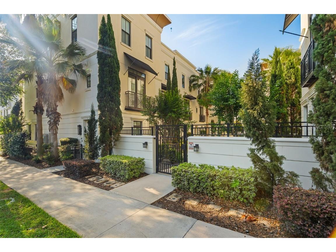 654 Mariposa Street Orlando FL 32801 O6303433 image1