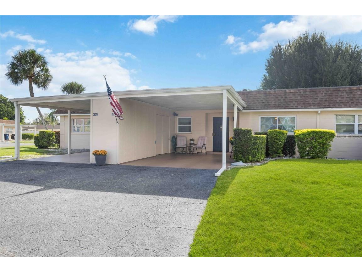 654 Park Circle #654 Bradenton FL 34207 A4582715 image1