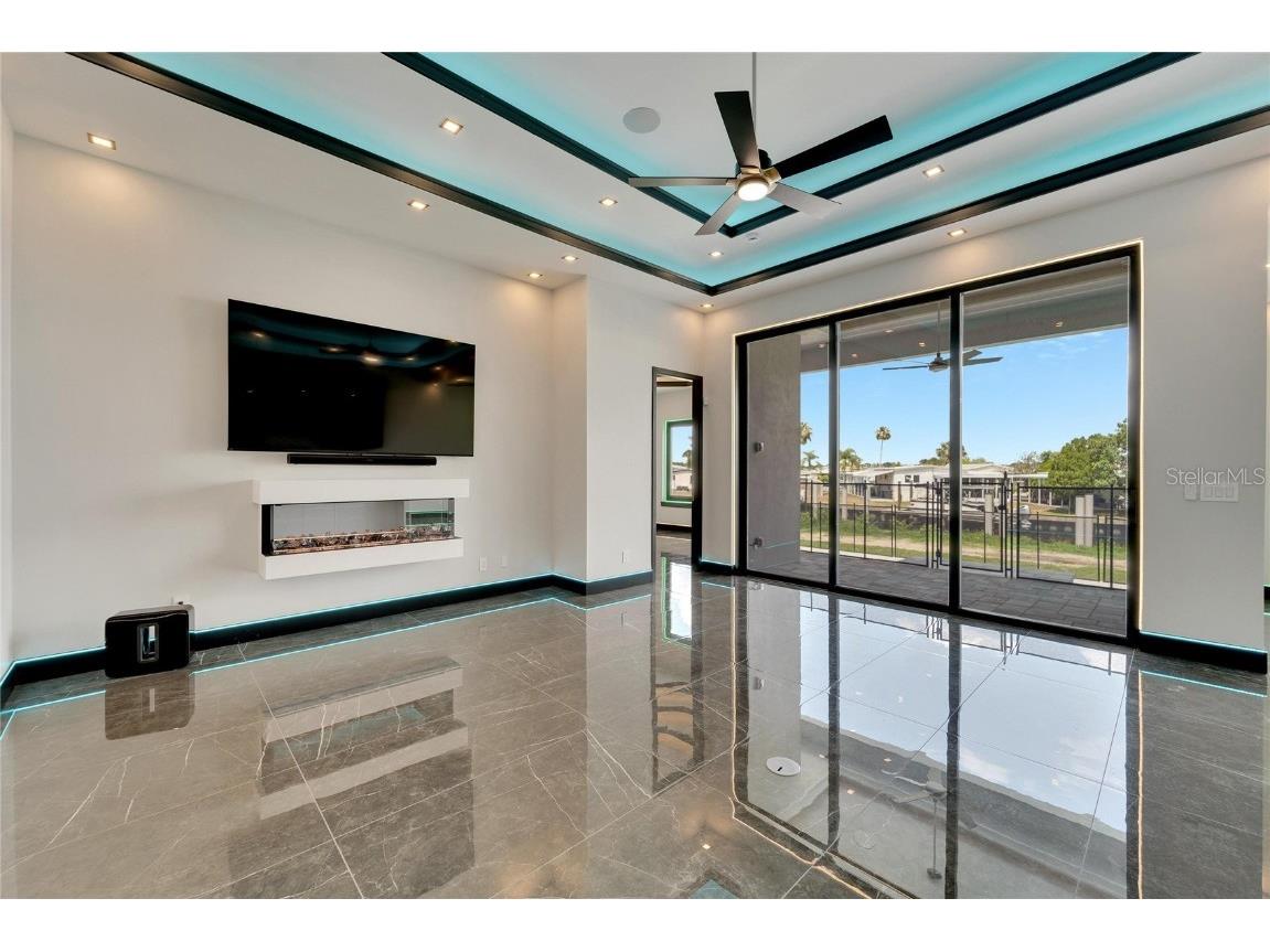 6540 Simone Shores Circle Apollo Beach FL 33572 T3530236 image12