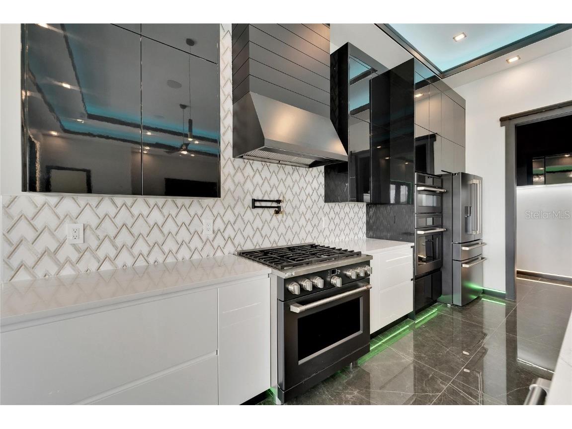 6540 Simone Shores Circle Apollo Beach FL 33572 T3530236 image19