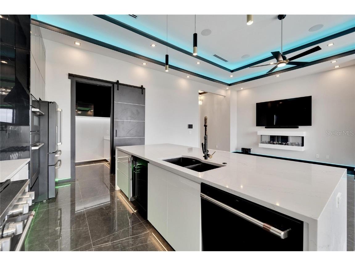 6540 Simone Shores Circle Apollo Beach FL 33572 T3530236 image23