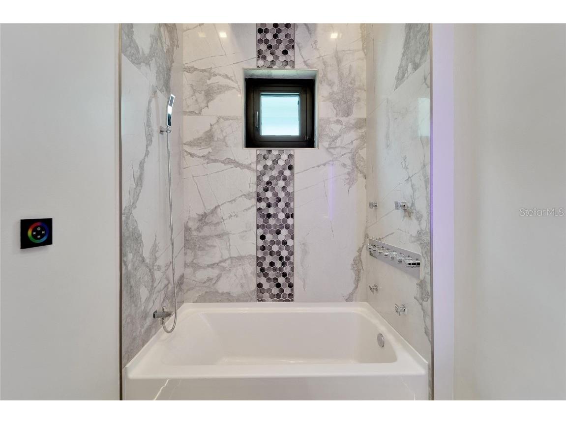 6540 Simone Shores Circle Apollo Beach FL 33572 T3530236 image50