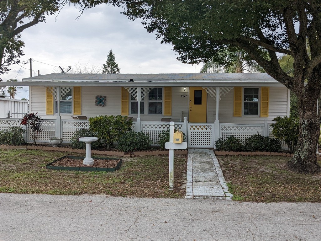 6542 Silverbell Drive New Port Richey FL 34653 U8156590 image1