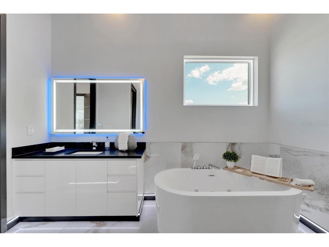 6542 Simone Shores Circle Apollo Beach FL 33572 - ST CRUEX CANAL T3530326 image31