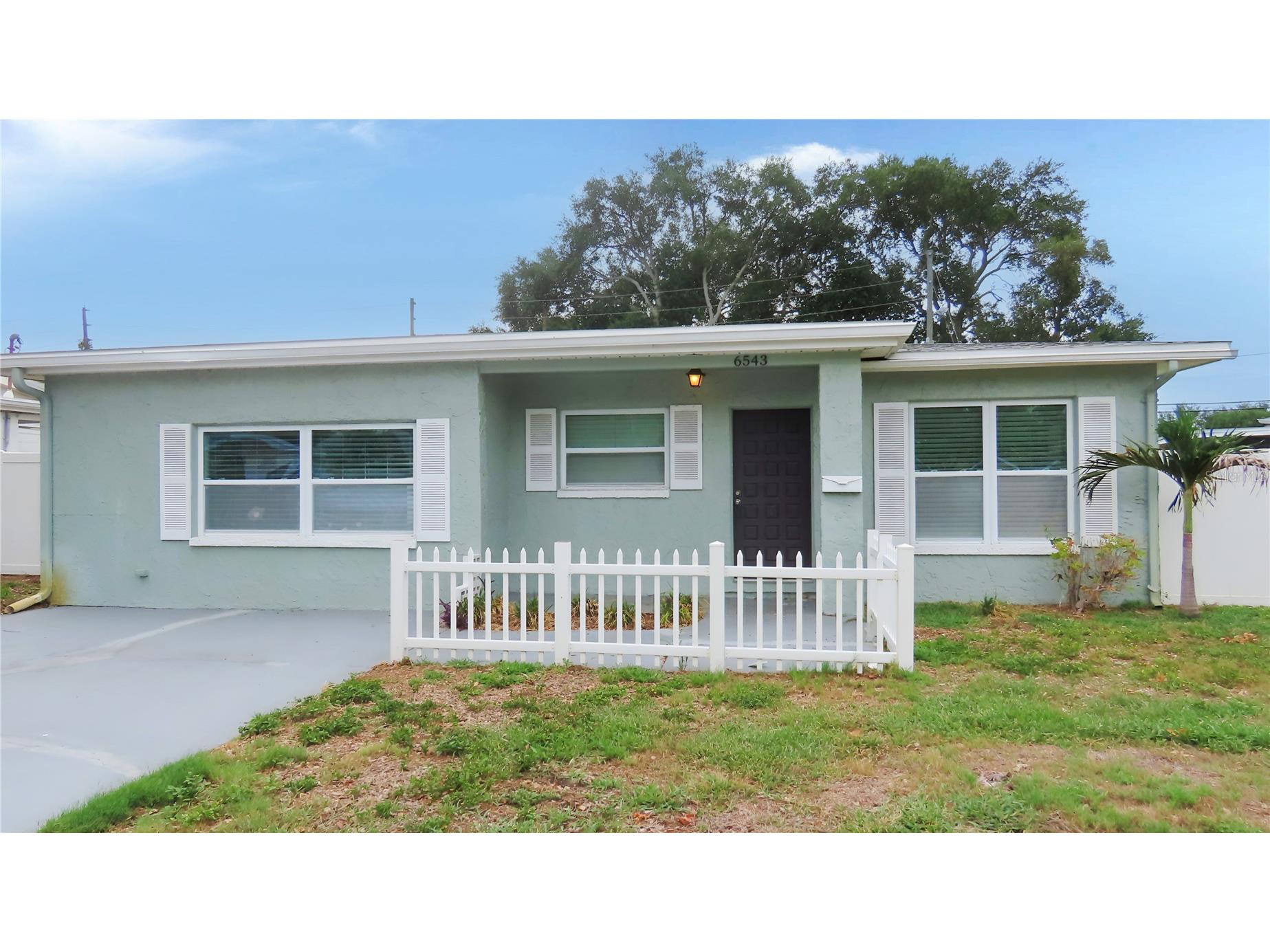 6543 34th Terrace N Saint Petersburg FL 33710 TB8529388 image1