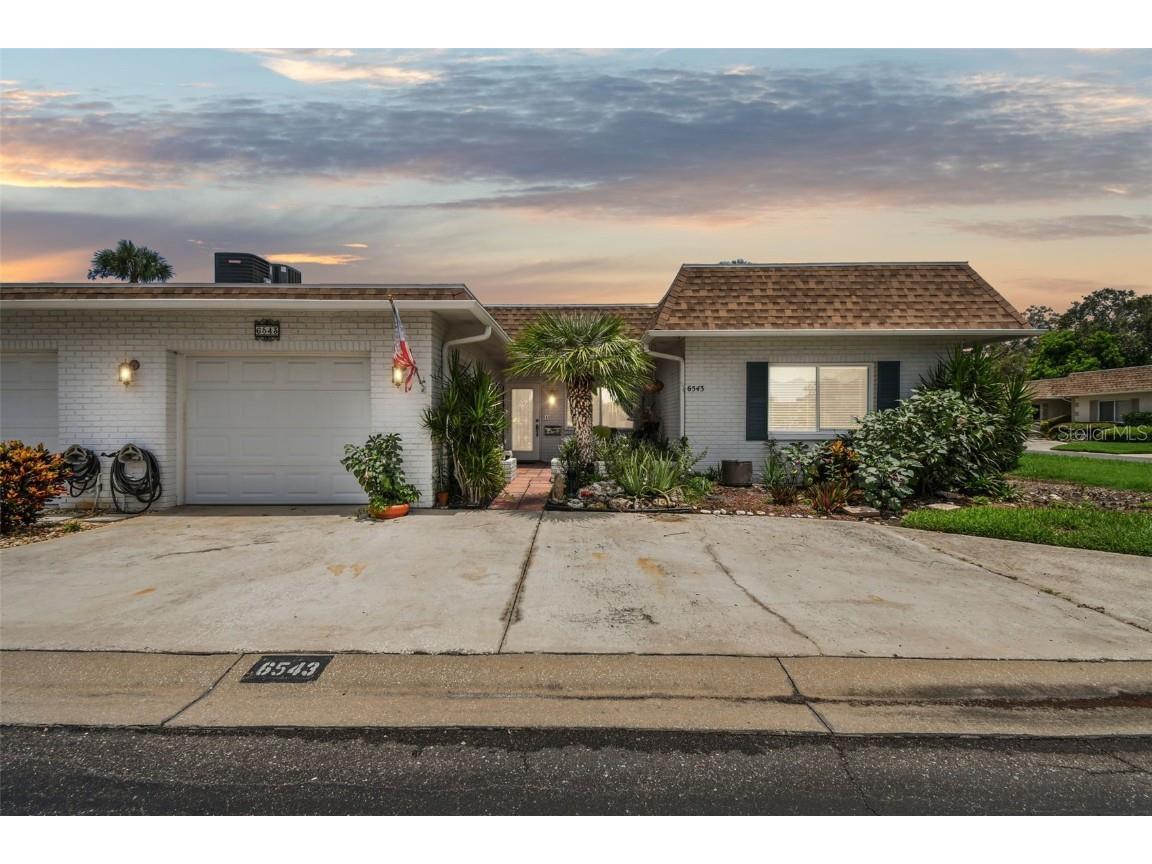 6543 Grand Bahama Drive Seminole FL 33777 T3541868 image1