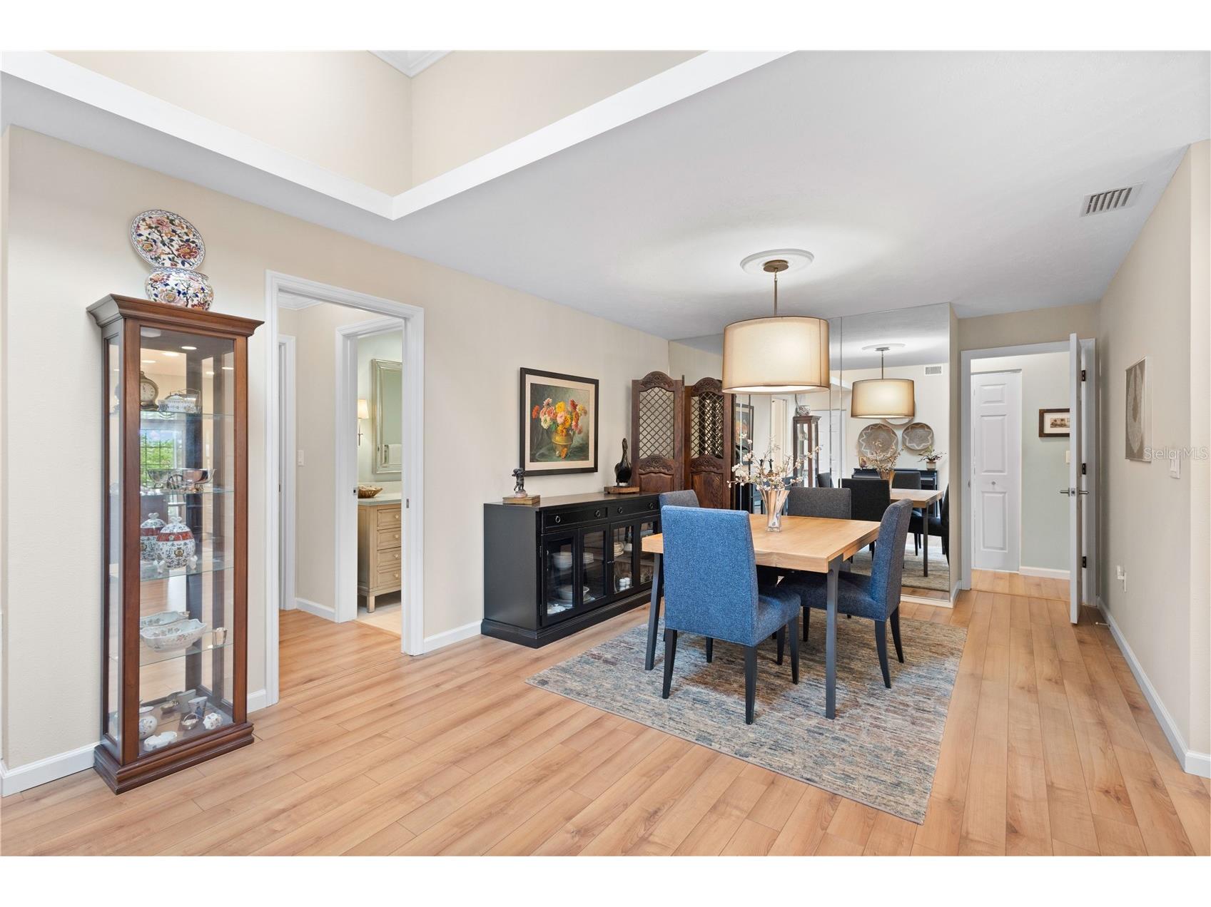 6543 Waterford Circle Sarasota FL 34238 A4696234 image10