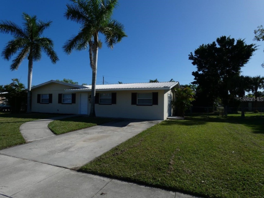 6545 Converse Street Fort Myers FL 33919 C7482650 image1