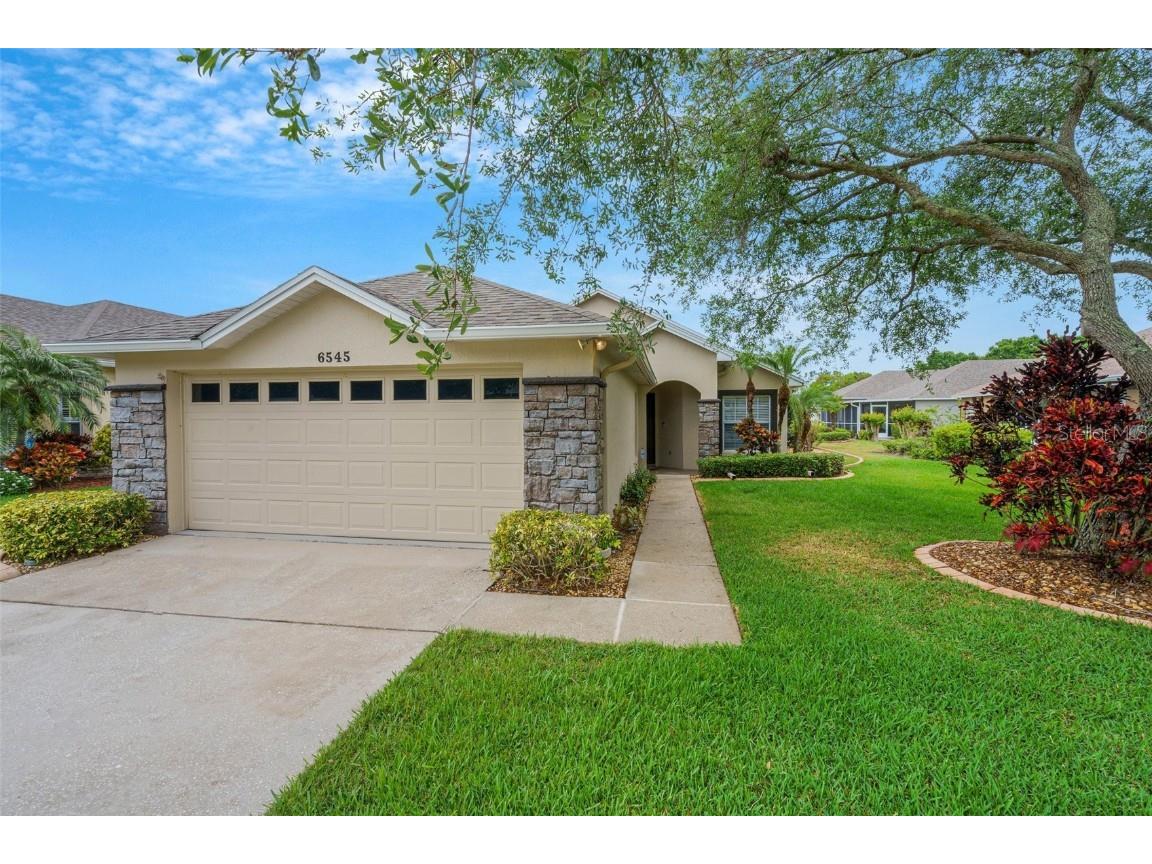 6545 Lake Clark Drive Lakeland FL 33813 L4952044 image1