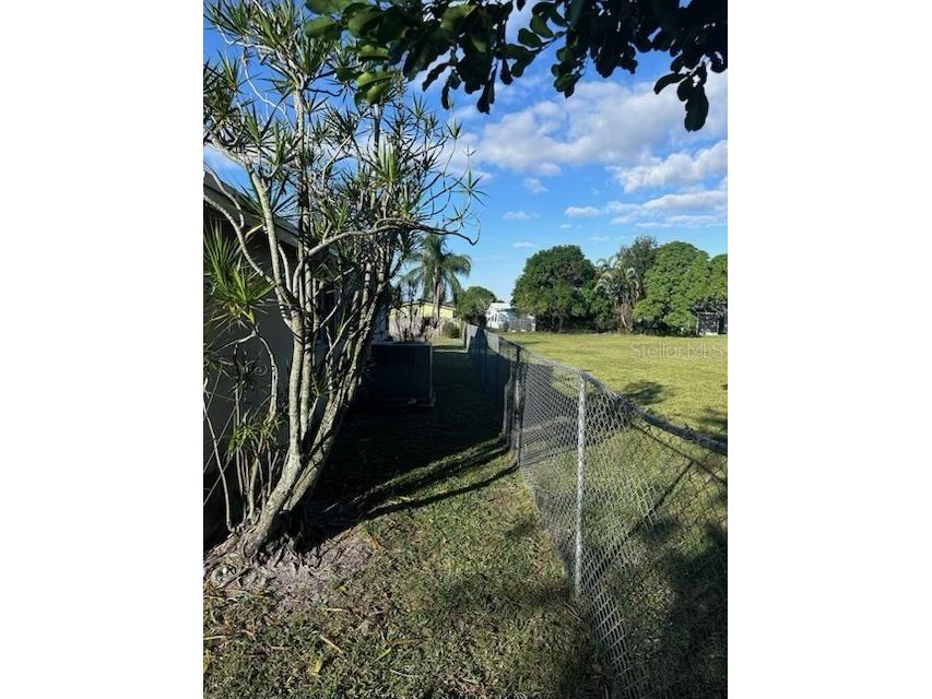 6545 NW 3rd Street Margate FL 33063 - STRANAHAN RIVER P4937110 image37