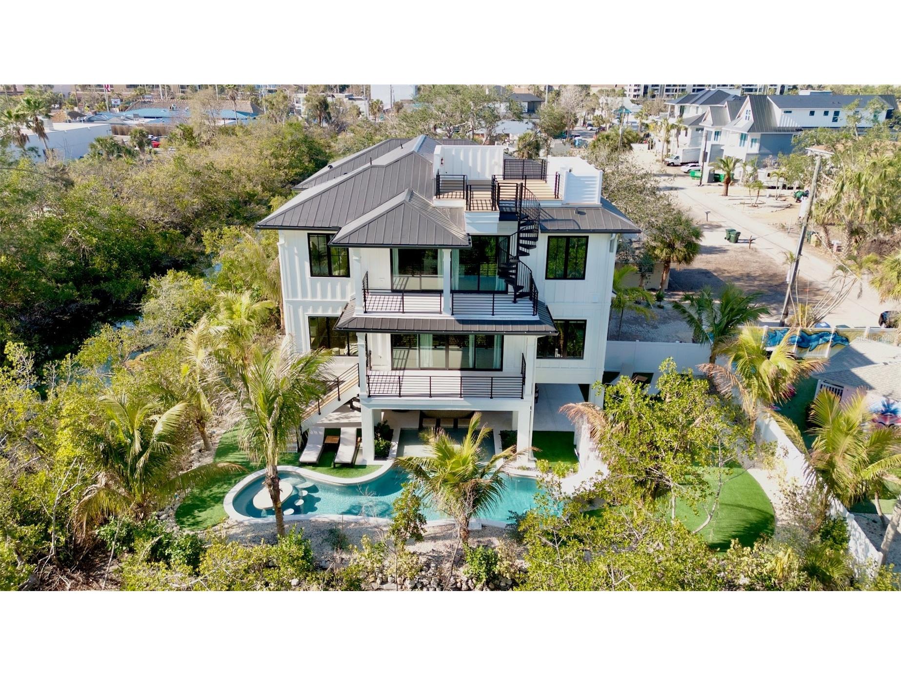 6548 Sabal Drive Sarasota FL 34242 A4688728 image1