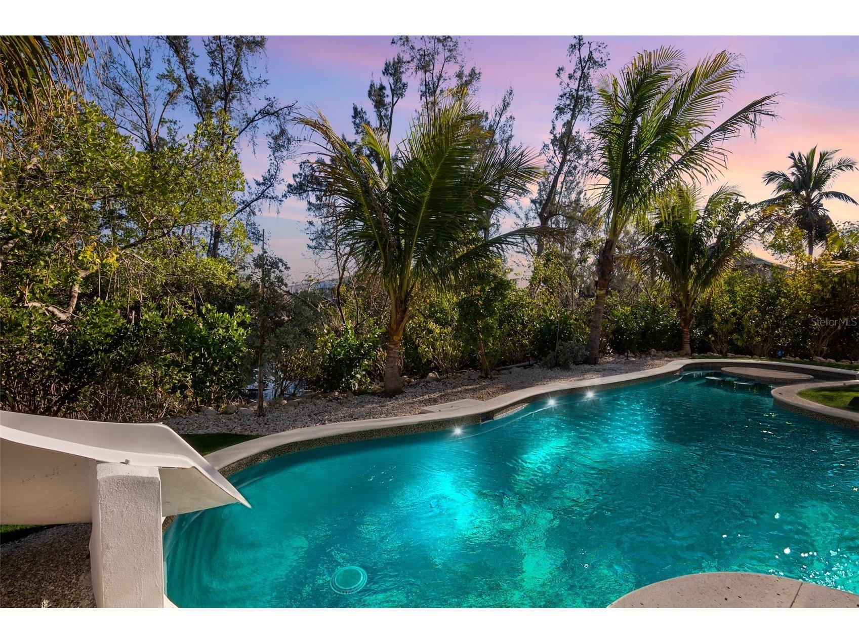 6548 Sabal Drive Sarasota FL 34242 A4688728 image61