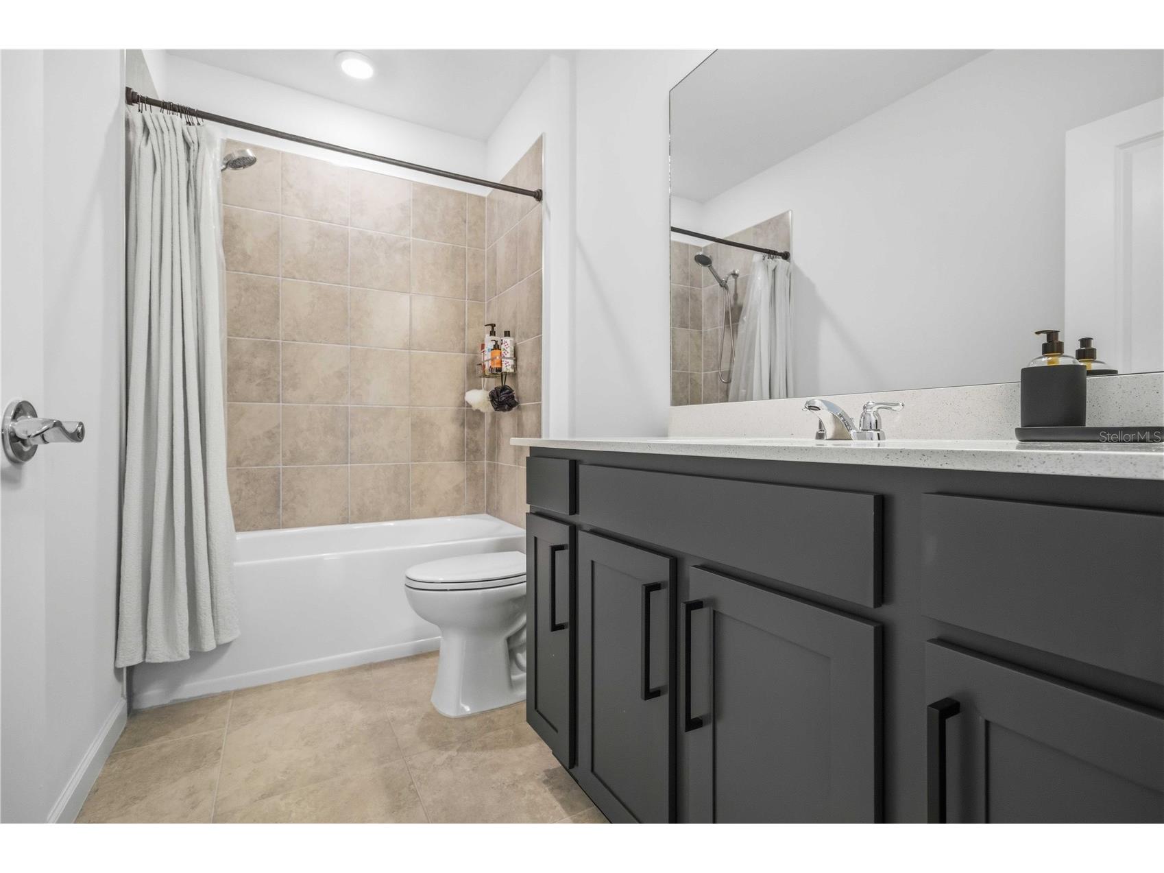 6548 Silverstar Drive Sarasota FL 34240 A4698162 image15