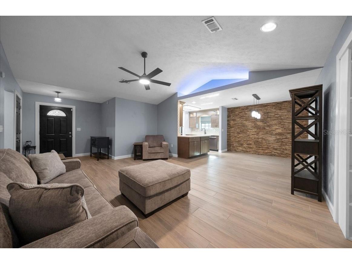 6548 SW 136th Court Road Ocala FL 34481 OM713552 image10