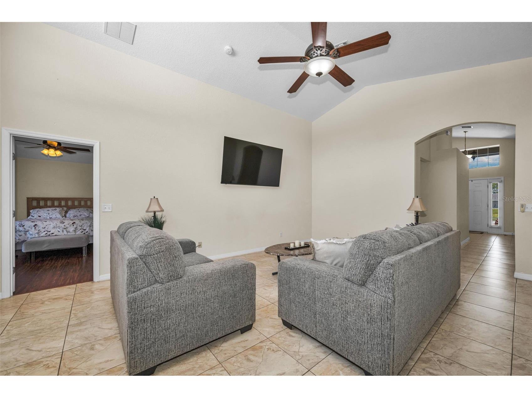 6549 Crescent Loop Winter Haven FL 33884 TB8523412 image13