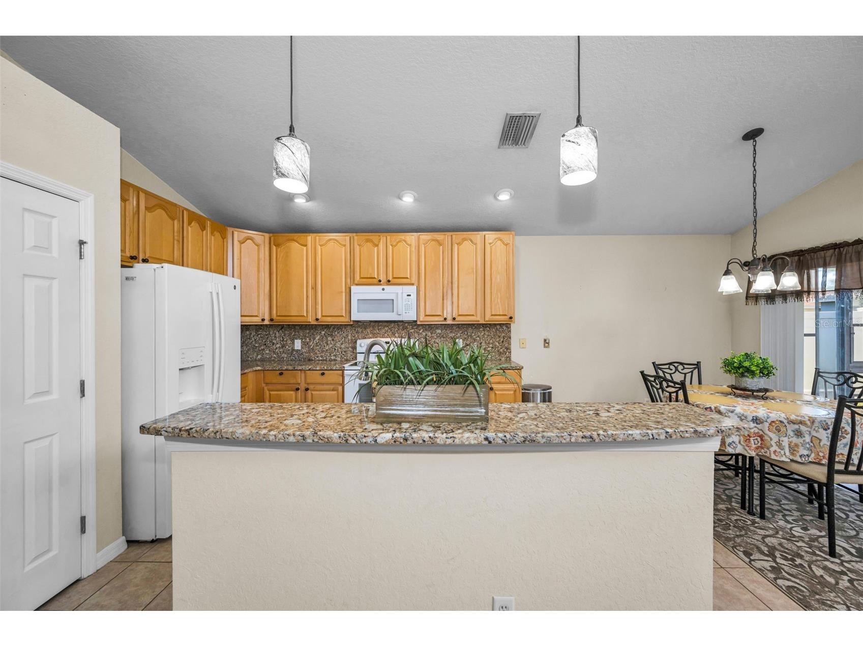 6549 Crescent Loop Winter Haven FL 33884 TB8523412 image23