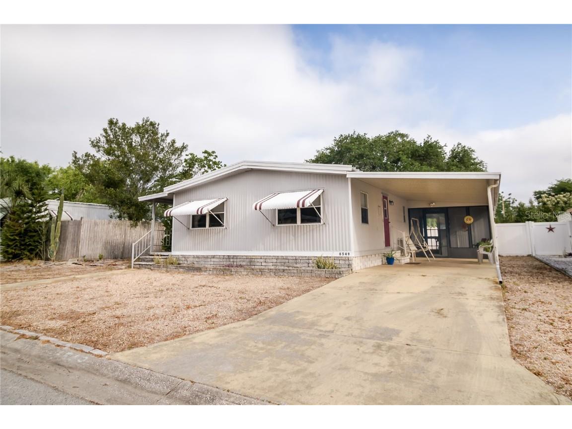 6549 Limerick Ave New Port Richey FL 34653 W7853628 image1