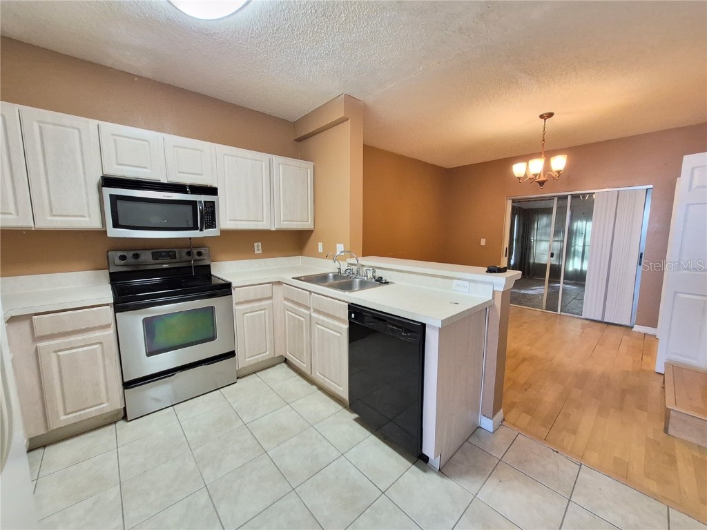 6549 Osprey Lake Circle Riverview FL 33578 O6348218 image3