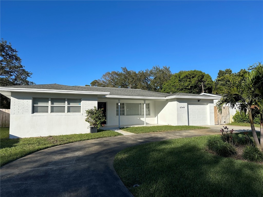 6549 Renaldo Way S Saint Petersburg FL 33707 U8229037 image1