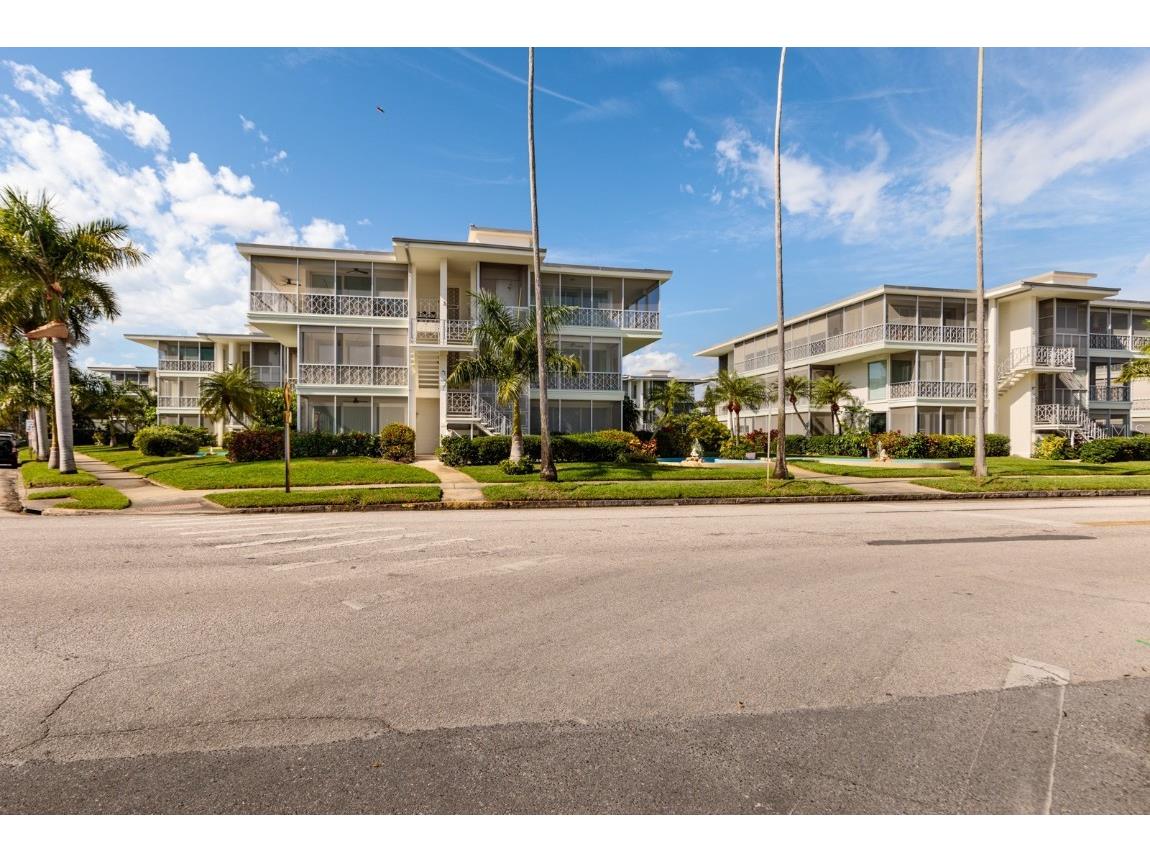 655 10th Avenue NE #5 Saint Petersburg FL 33701 - TAMPA BAY SPA BEACH U8224758 image1