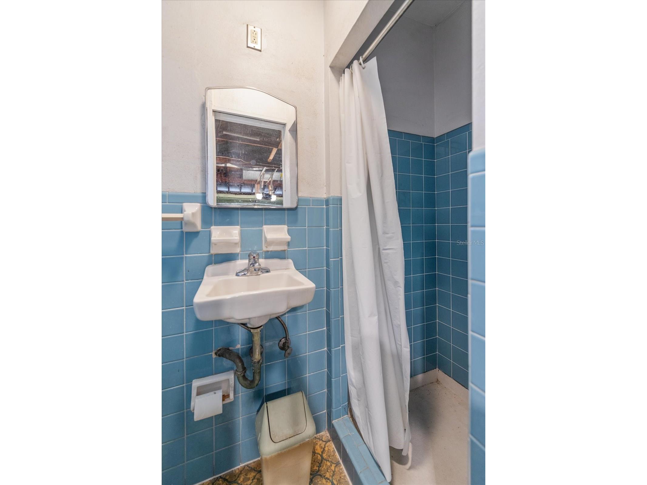 655 42nd Avenue N Saint Petersburg FL 33703 TB8469420 image26