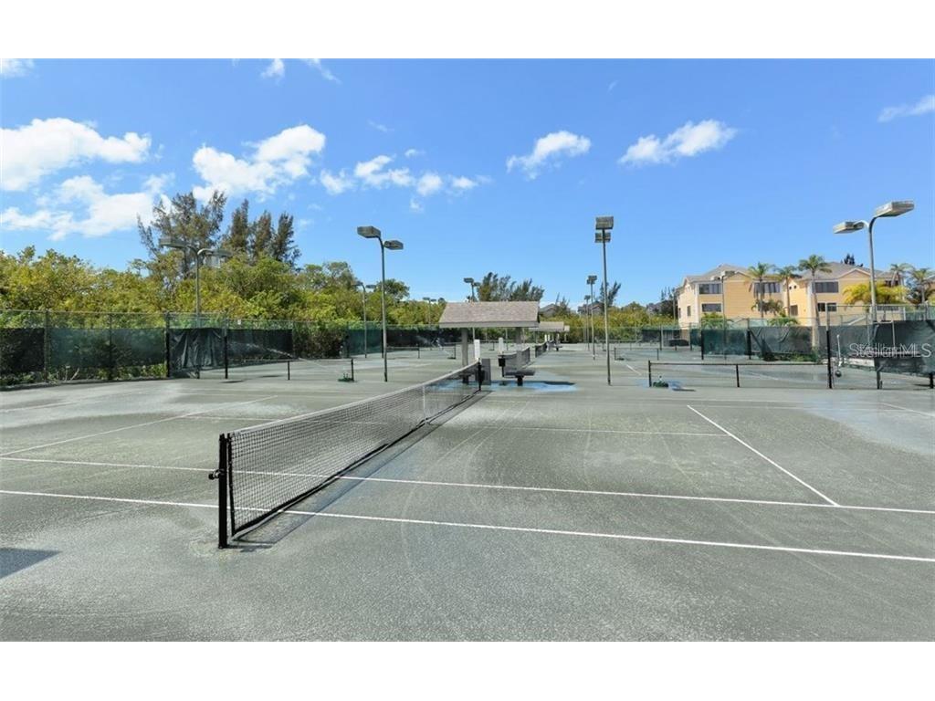 655 Cedars Court #655 Longboat Key FL 34228 A4478968 image17