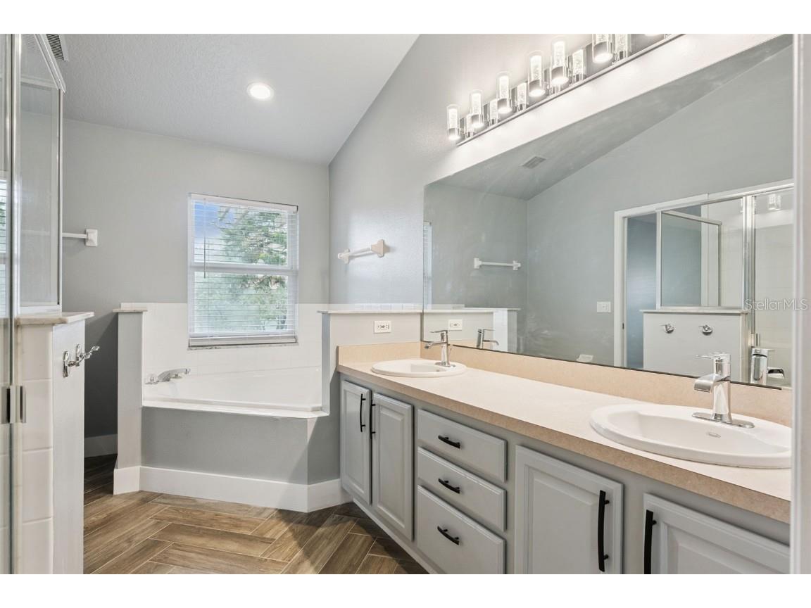 655 Eagle Pointe S Kissimmee FL 34746 O6367816 image24