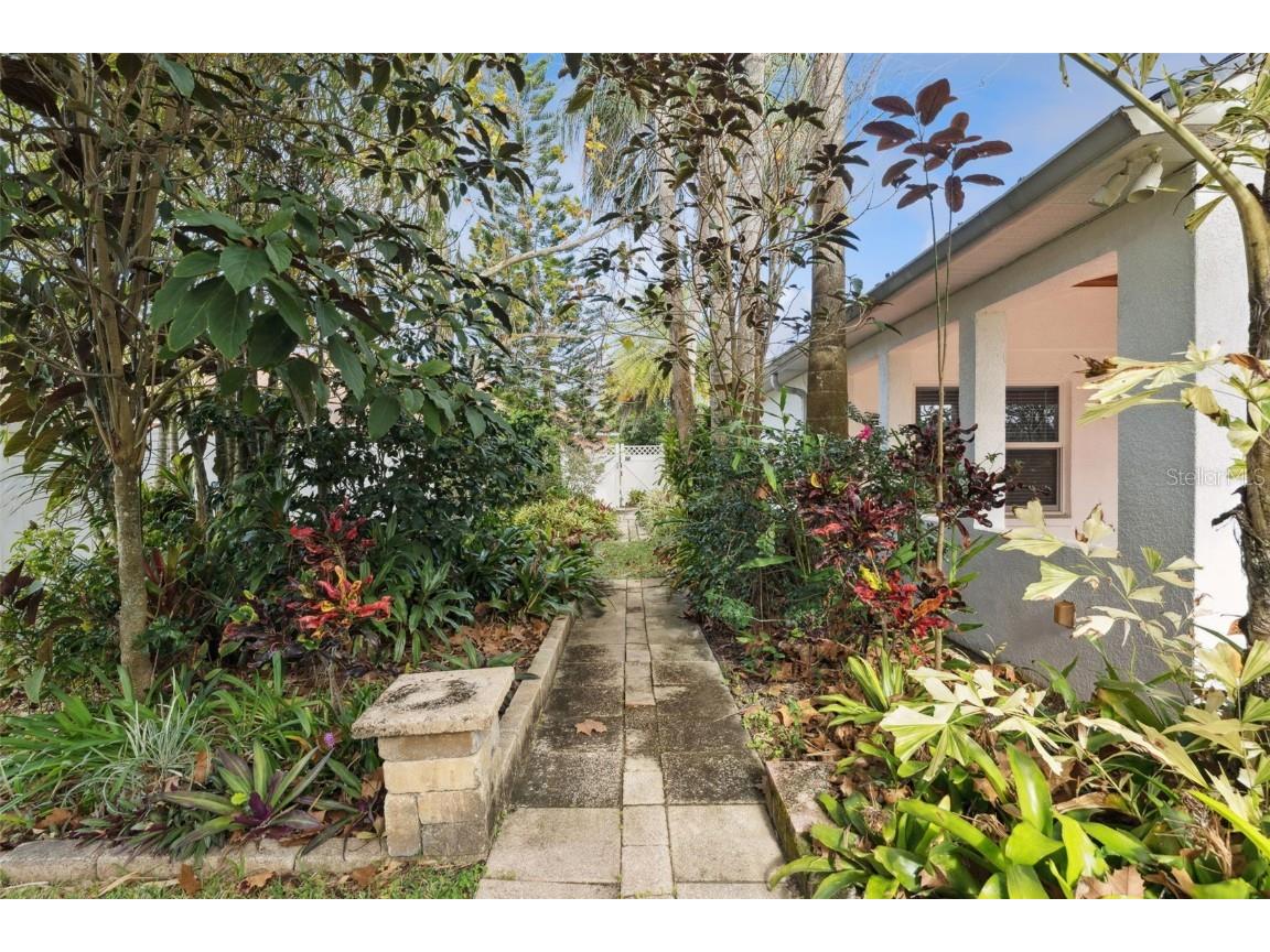 655 Eagle Pointe S Kissimmee FL 34746 O6367816 image42