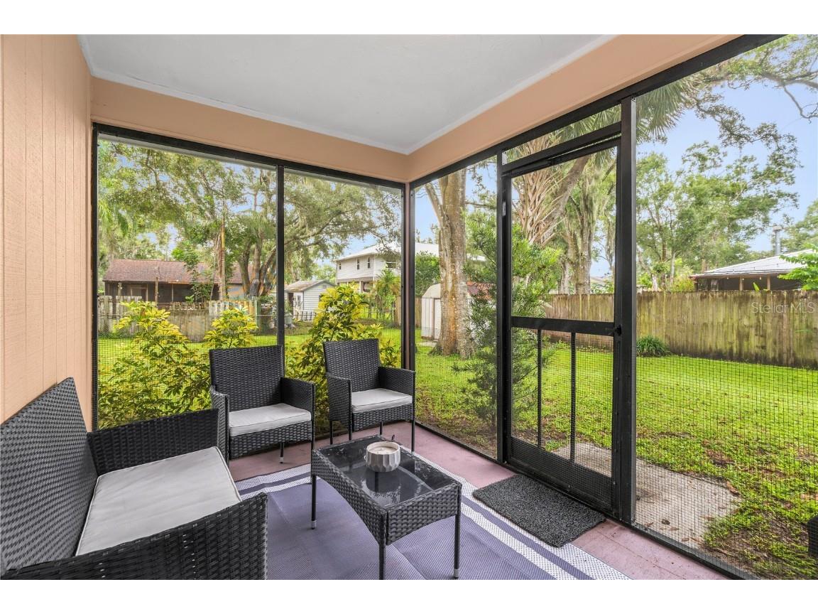 655 Hand Avenue Sarasota FL 34232 A4664516 image27