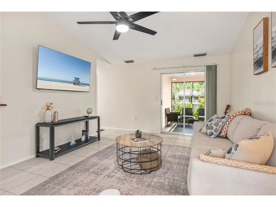 655 Hand Avenue Sarasota FL 34232 A4664516 image5