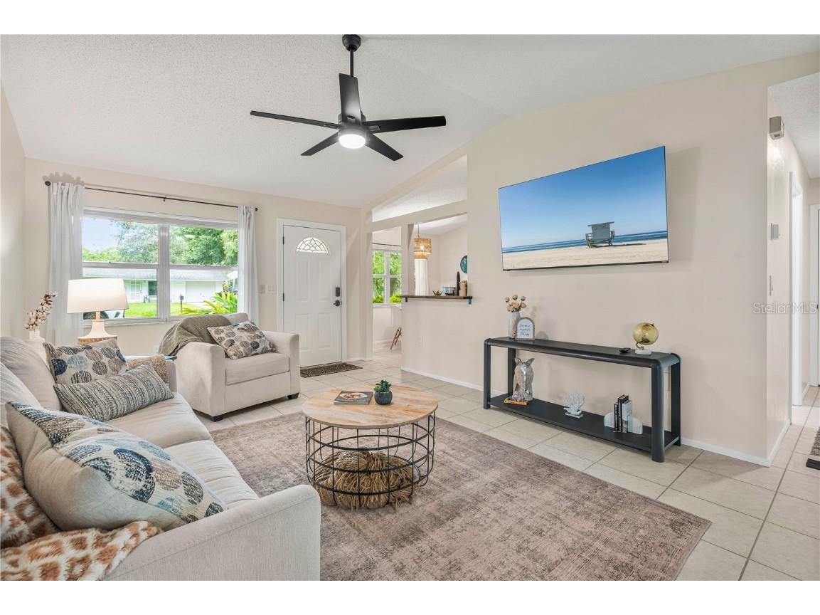 655 Hand Avenue Sarasota FL 34232 A4664516 image7