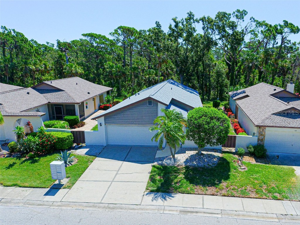 655 Linden Drive Englewood FL 34223 N6127552 image1