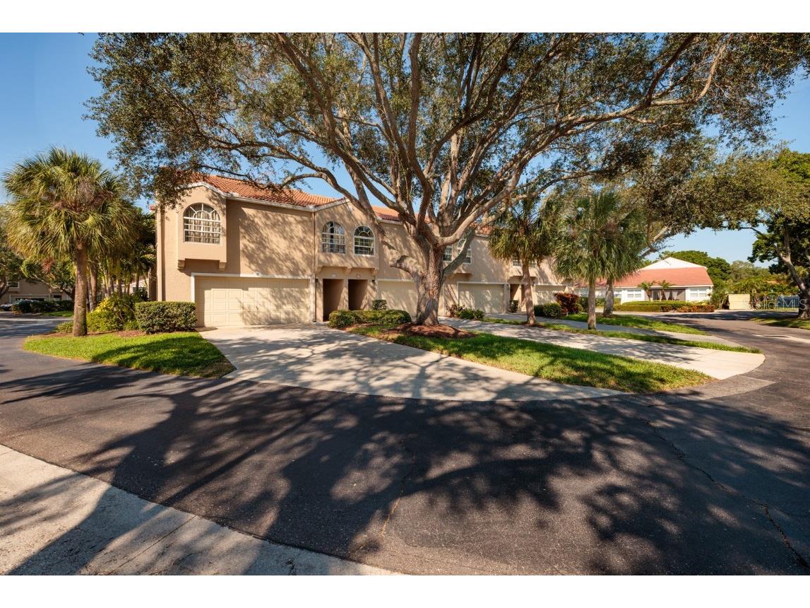 655 Malta Court NE #603 Saint Petersburg FL 33703 - PLACIDO LAKE U8244568 image1